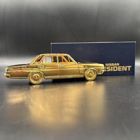 Vintage Nissan President Gold Car Cigarette Case Ashtray‎ Music Box Rare - Picture 1 of 10